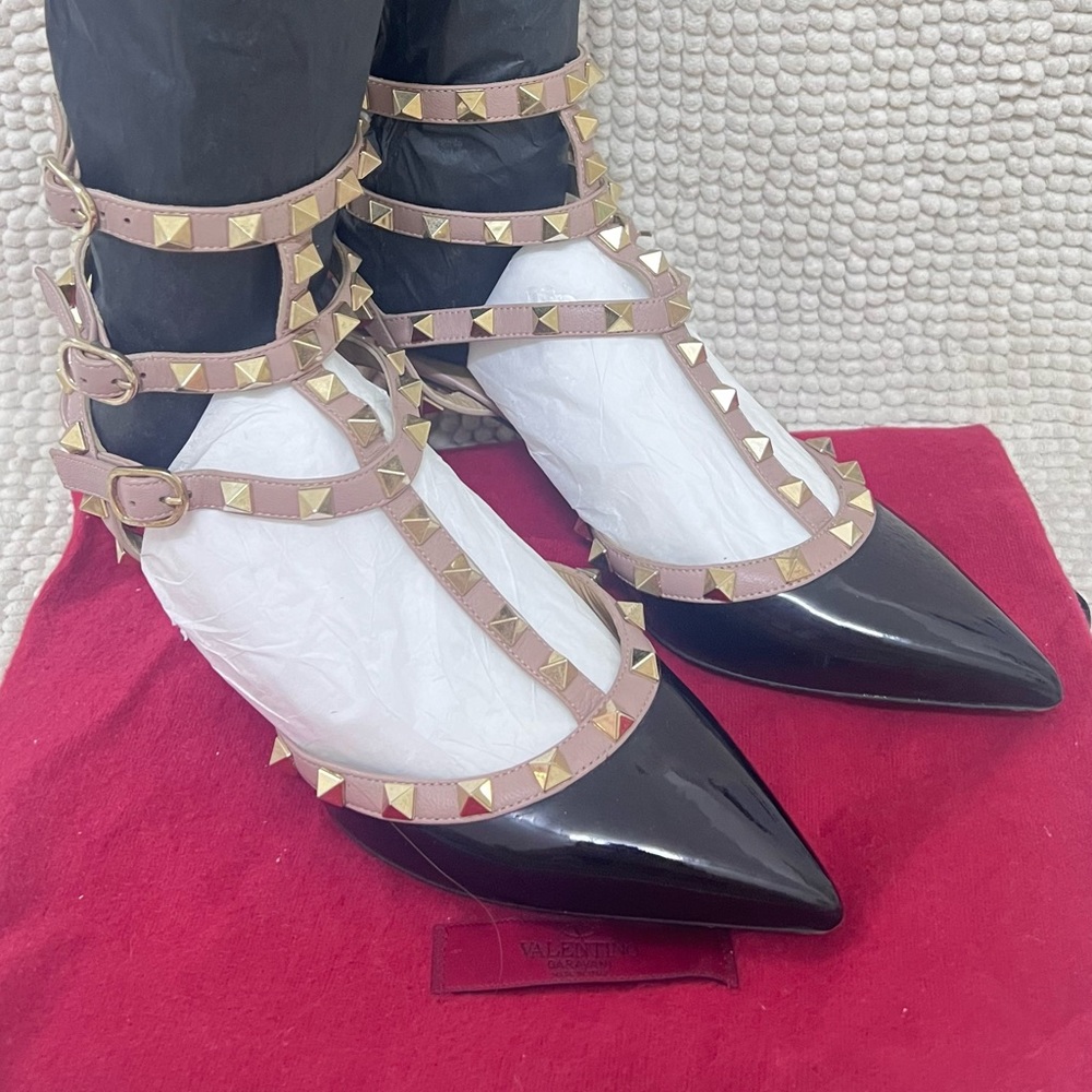 Valentino Garavani Rockstud Pointed Toe Pumps